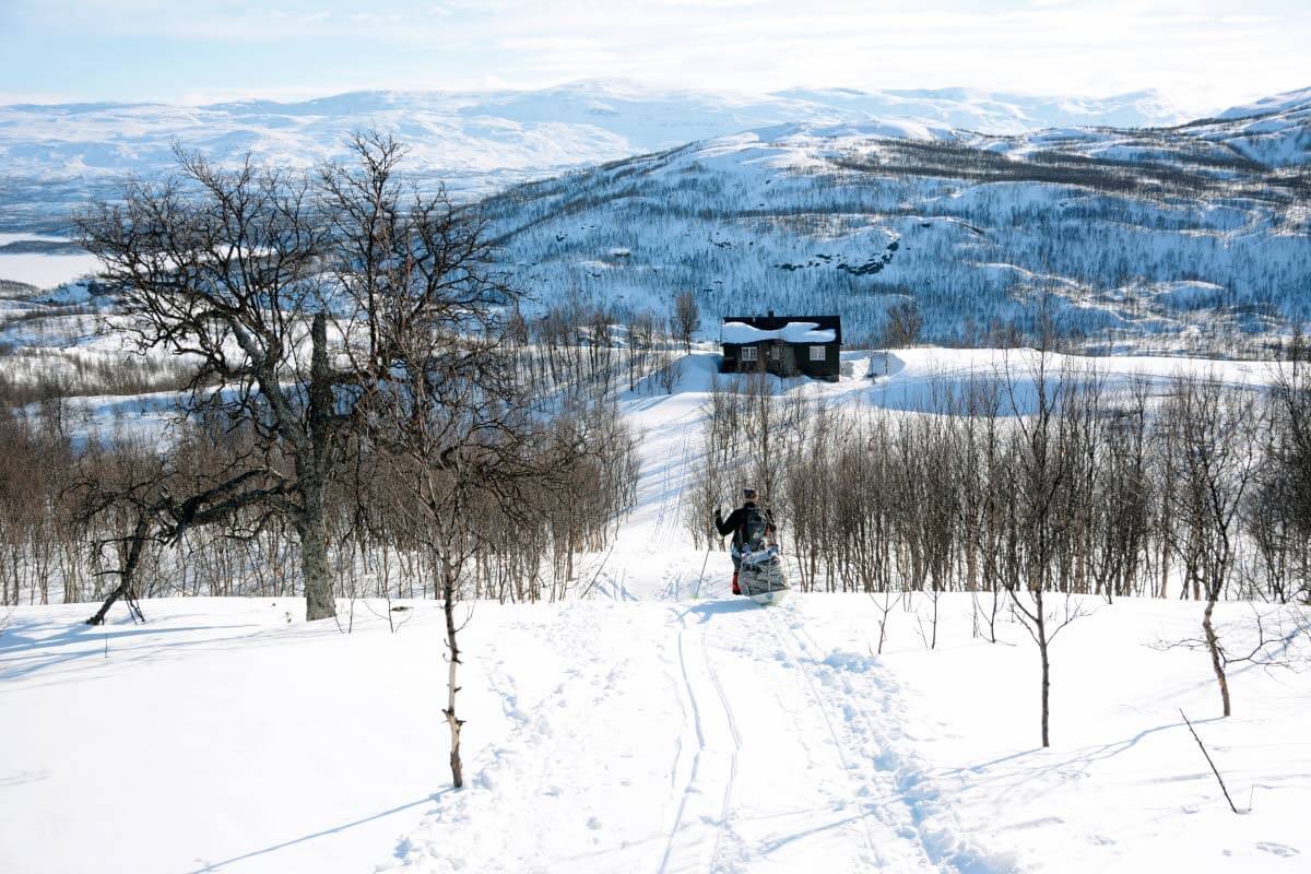 Lappjordhytta on komealla paikalla, mutta mahdottomassa maastossa ahkiovaeltajalle
