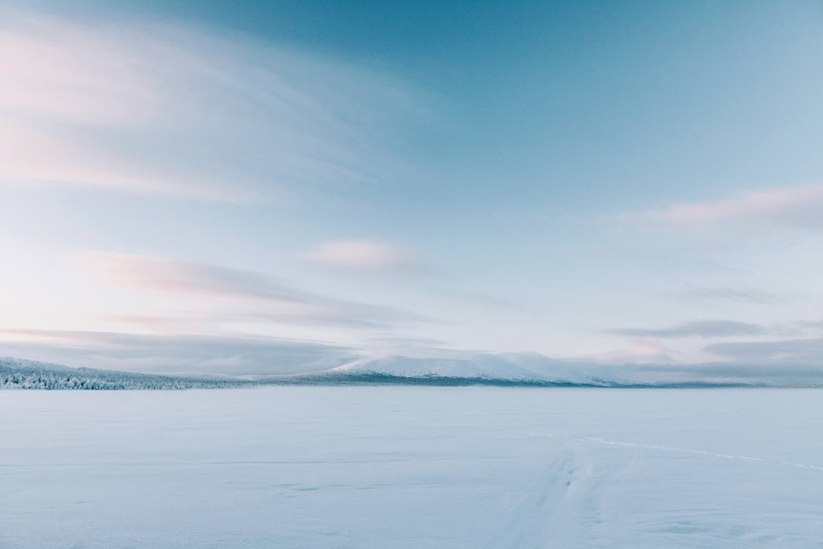 Kylmä väreilee Pallasjärvellä