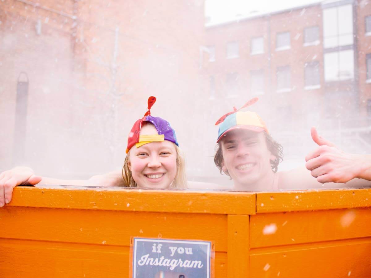 Talviuinnin SM-kisoissa tunnelma höyrysi kuin lämmin paljuvesi.