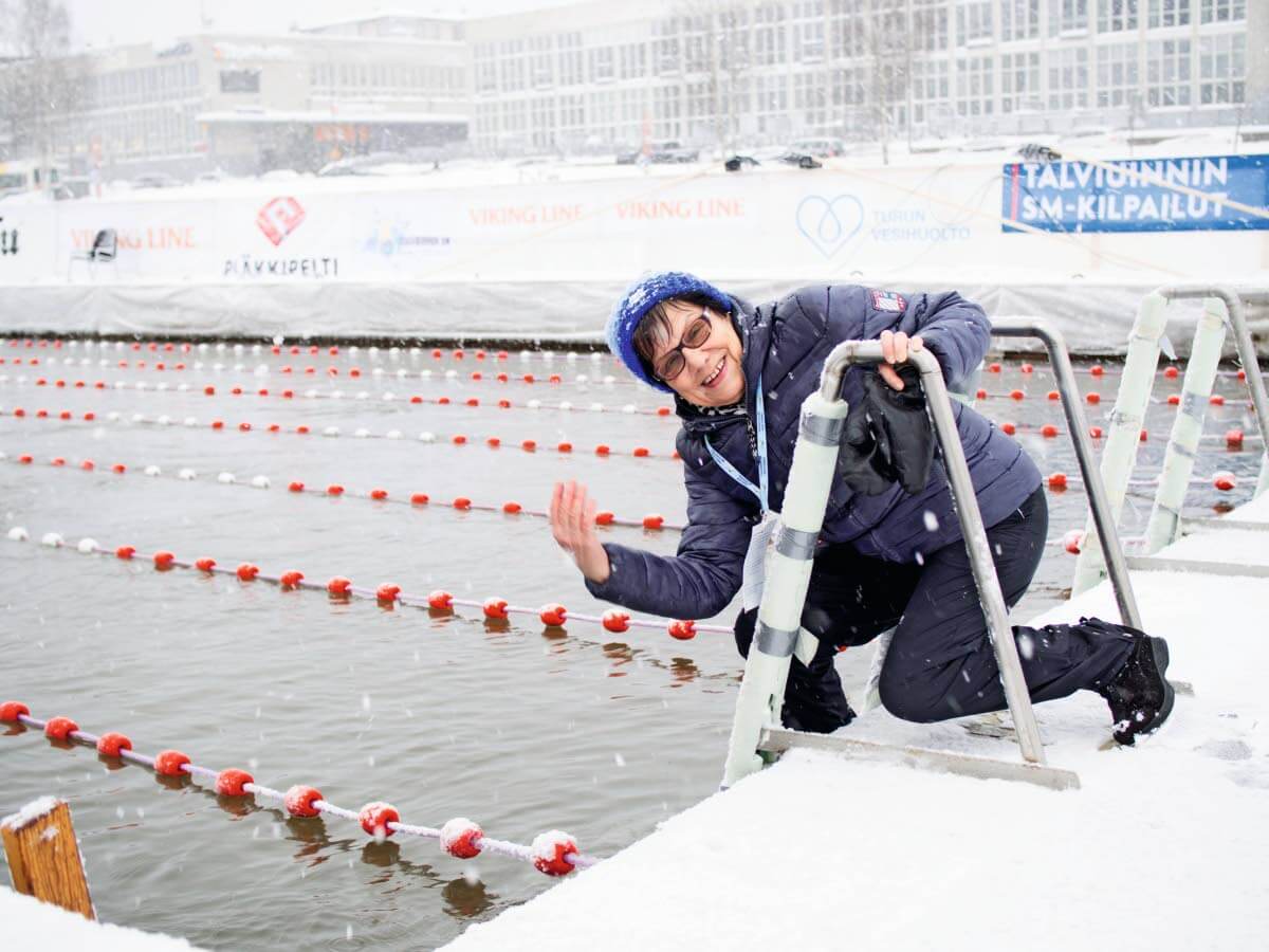 Sirpa Kivekäs ei jättäisi talviuintikisoja mistään hinnasta väliin