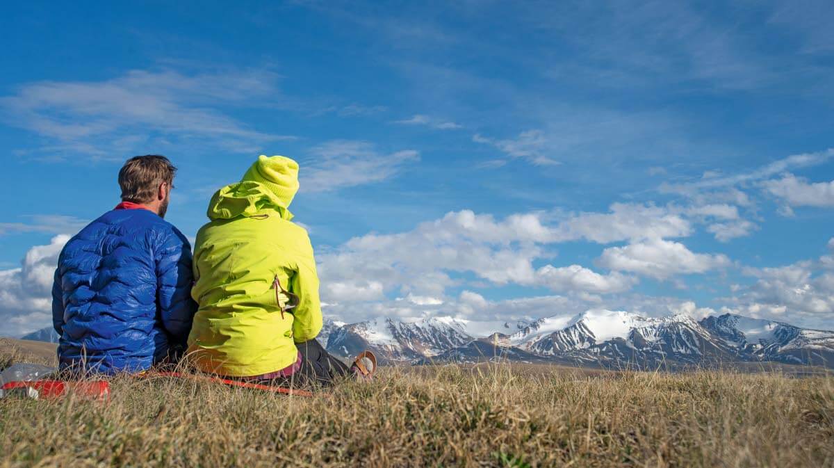 Mongolian arot vuorimaisemineen on kuin tehty telttailuun
