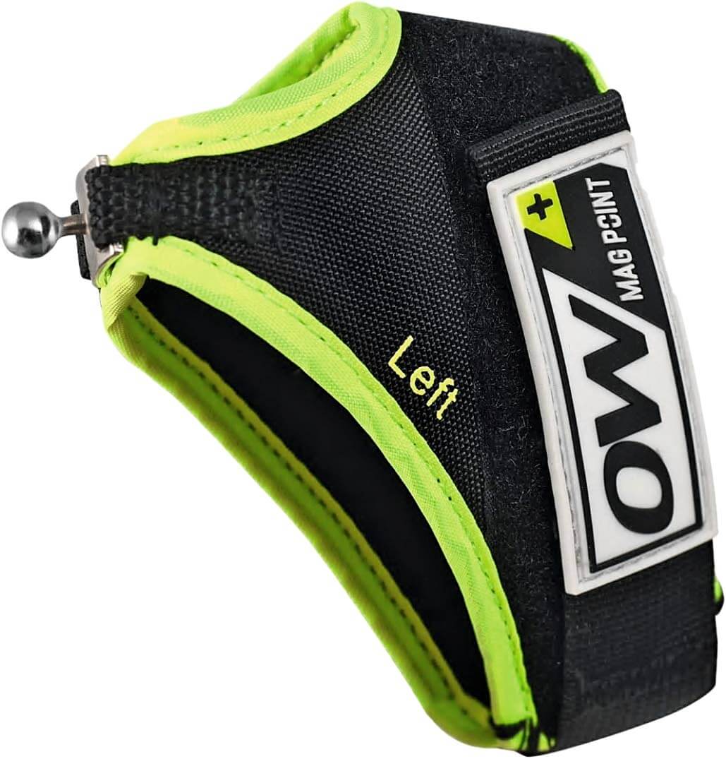 One Way Mag Point -kahva (34,95 €) ja hihna (39,95 €) toimivat magneettikiinnityksellä.