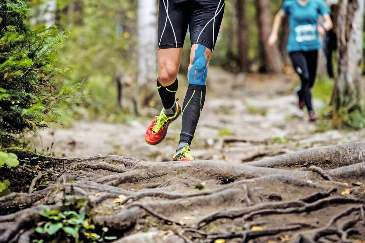Liikuntavammojen ennaltaehkäisyyn tepsii fysioterapeutti ja osteopaatti Marko Demidoffin mukaan parhaiten monipuolinen liikunta ja erityisesti voimaharjoittelu. Kuva: Shutterstock