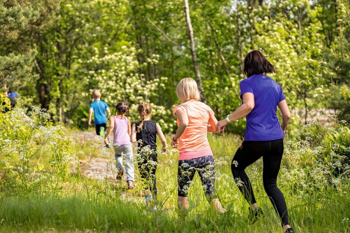 Polkujuoksu tarjoaa hauskoja luontokokemuksia. Kuva: Sami Vaskola.