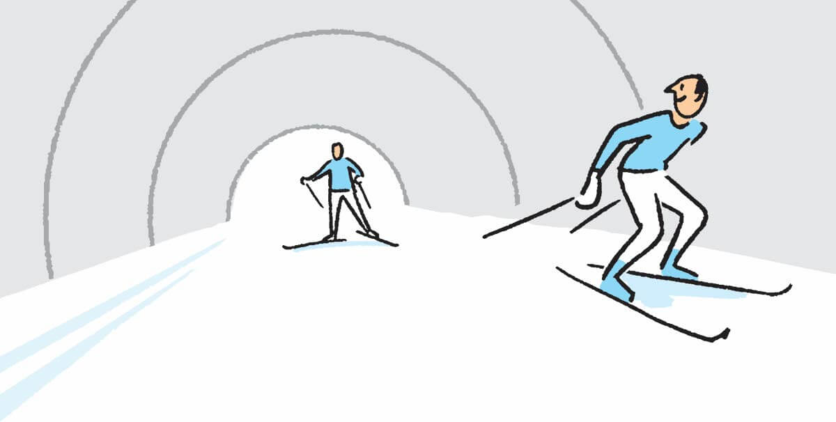 Suomessa on kuusi noin kilometrin pituista hiihtotunnelia. Niistä ensimmäinen valmistui Vuokattiin vuonna 1998. Sisätiloissa hiihdetään myös Helsingissä, Paimiossa, Uudessakaupungissa, Jämijärvellä ja Leppävirralla. Ympärivuotisesti ovensa pitävät auki Vuokatti, Paimio ja Uusikaupunki. Kuva: Timo Leppänen.