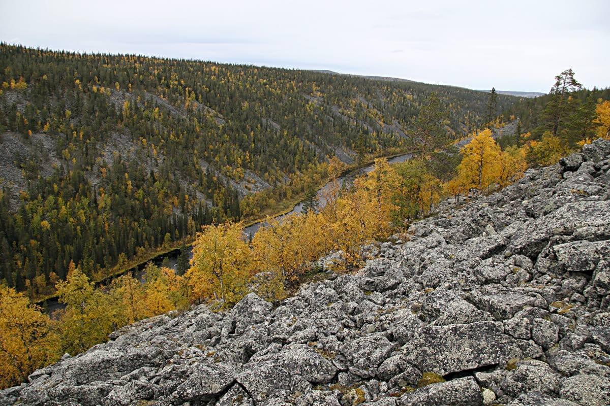 Nuorttijoen kanjoni on Urho Kekkosen kansallispuiston kaakkoiskulman nähtävyys