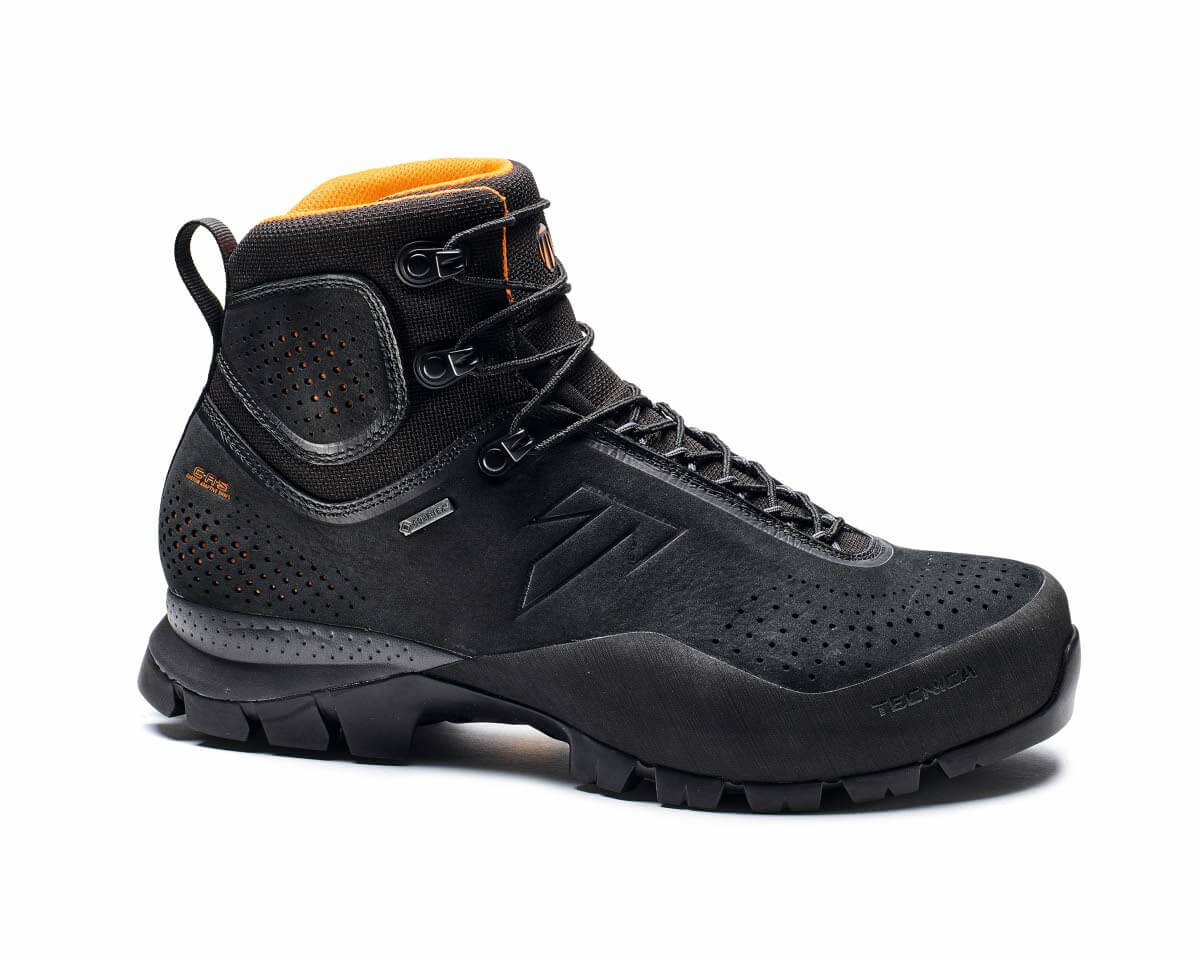 Meillä Tecnica tunnetaan laskettelijoiden keskuudessa, mutta vaelluskengät ovat uusi avaus.