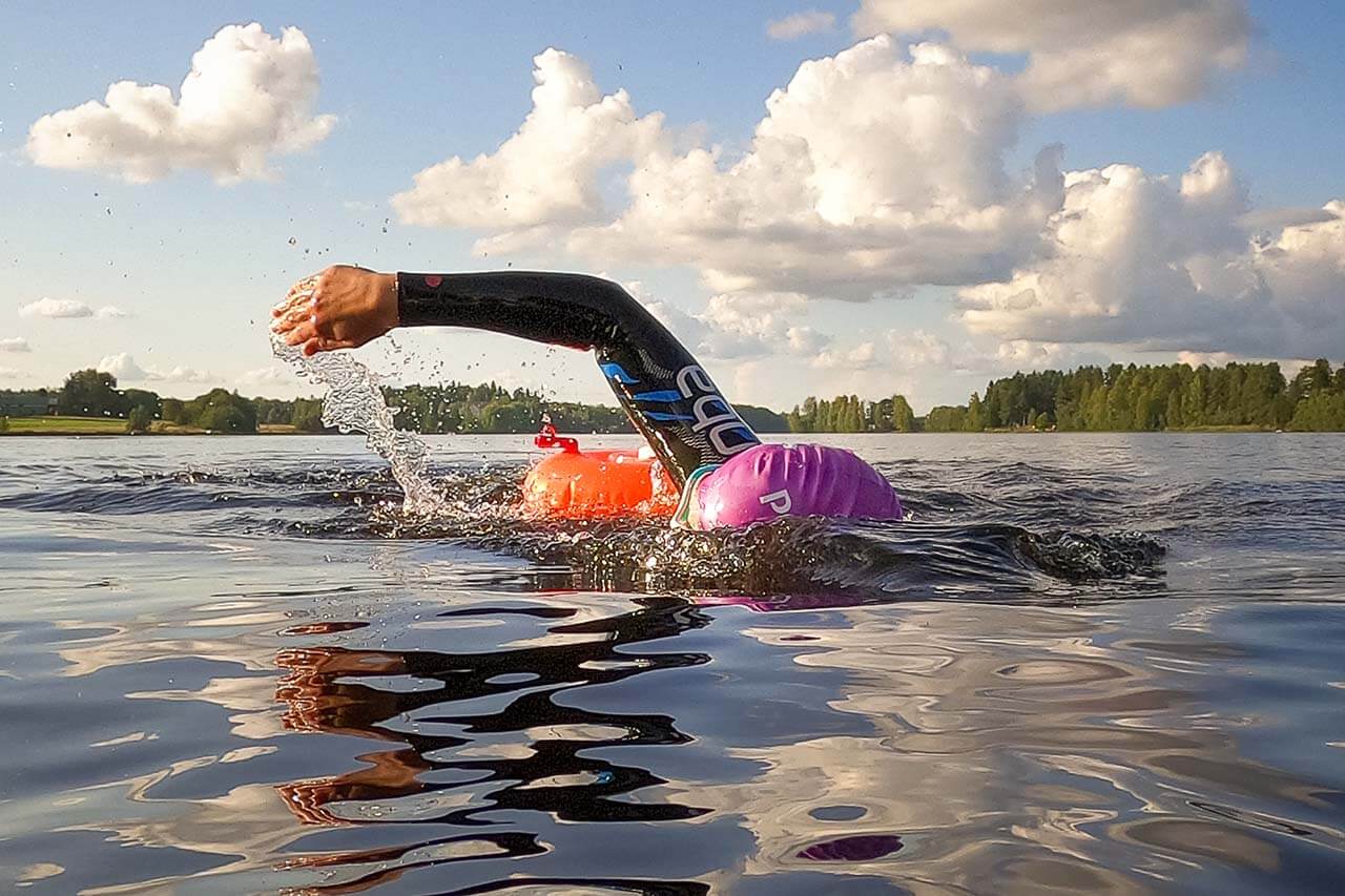 [02] Oikea uintitekniikka palkitsee. Kuva: Vuokko Nissinen.