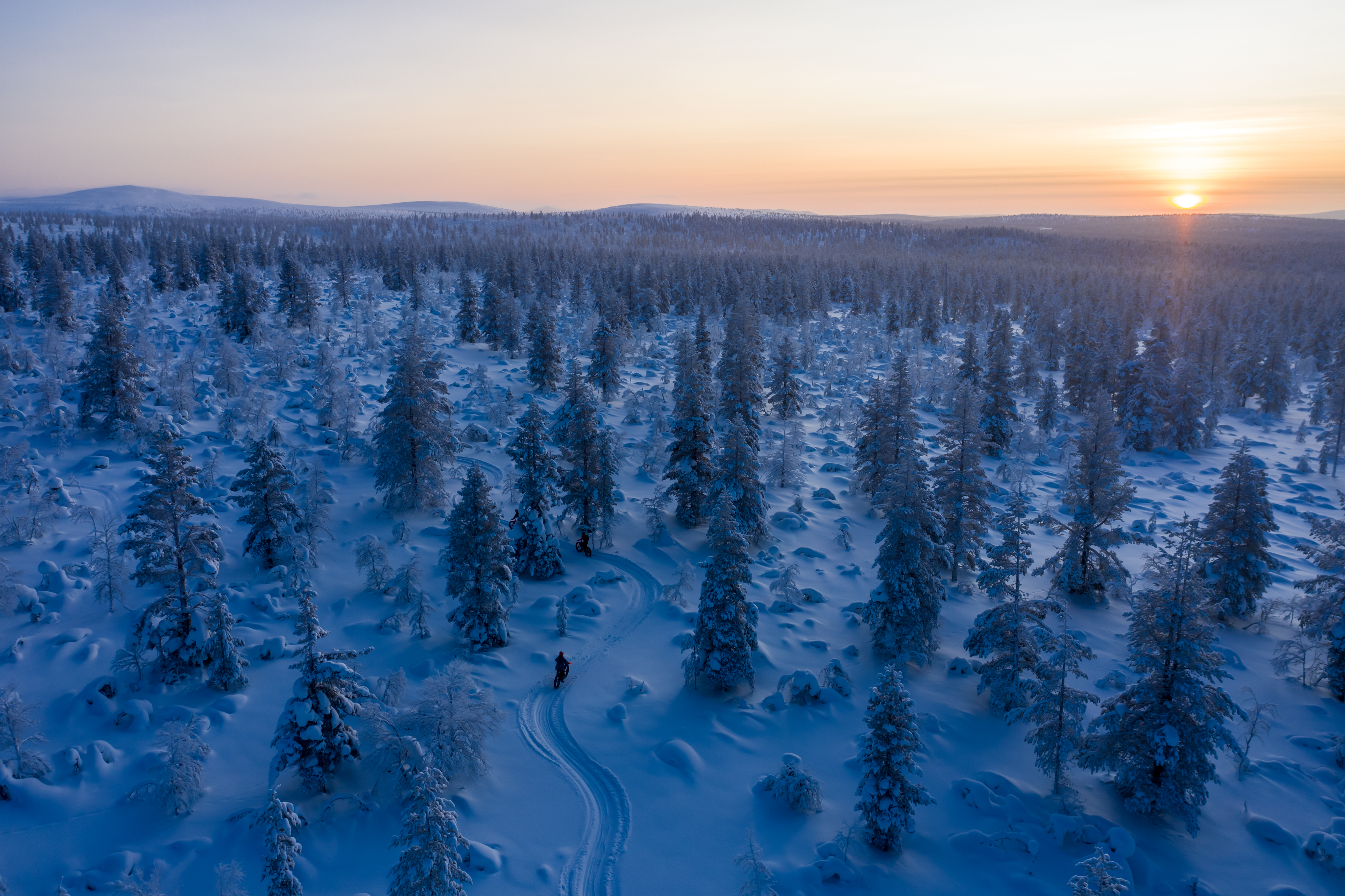 Talvipyöräily Kiilopääln maisemissa on elämys. Kuva: Sampsa Sulonen.