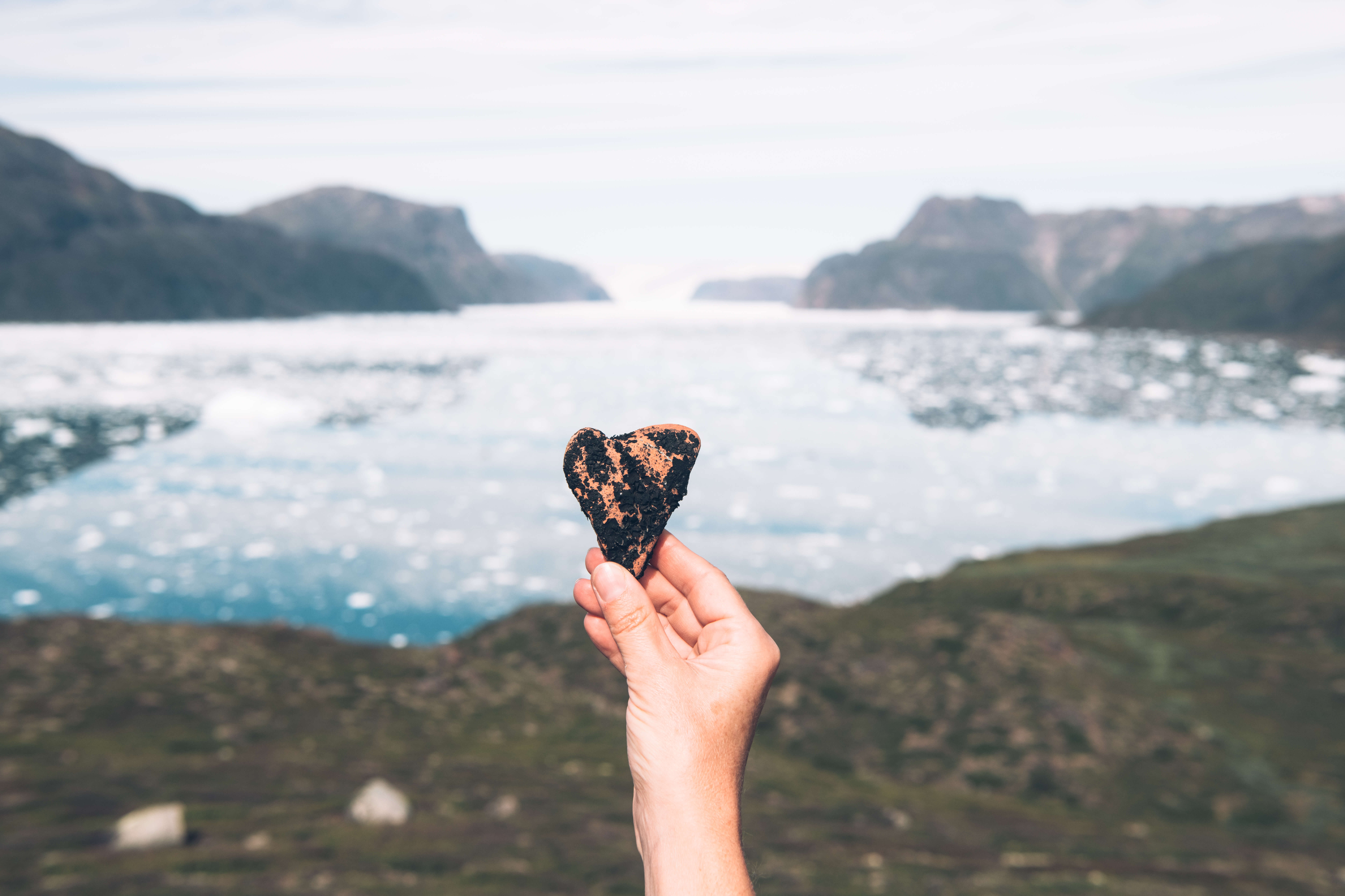 Yllättävä löytö luonnosta, joka saa ajattelemaan syvällisemmin ympäröivää maisemaa ja luonnon puhtaana säilymistä