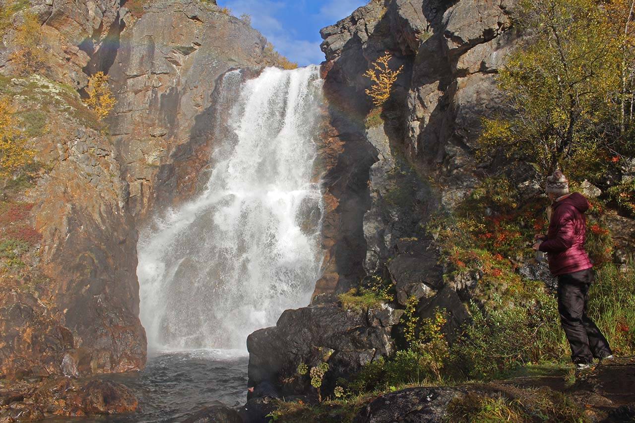 Kevon kanjoniin laskeva [05] Fiellun putous on Suomen kauneimpia. Kuva: Jouni Laaksonen.