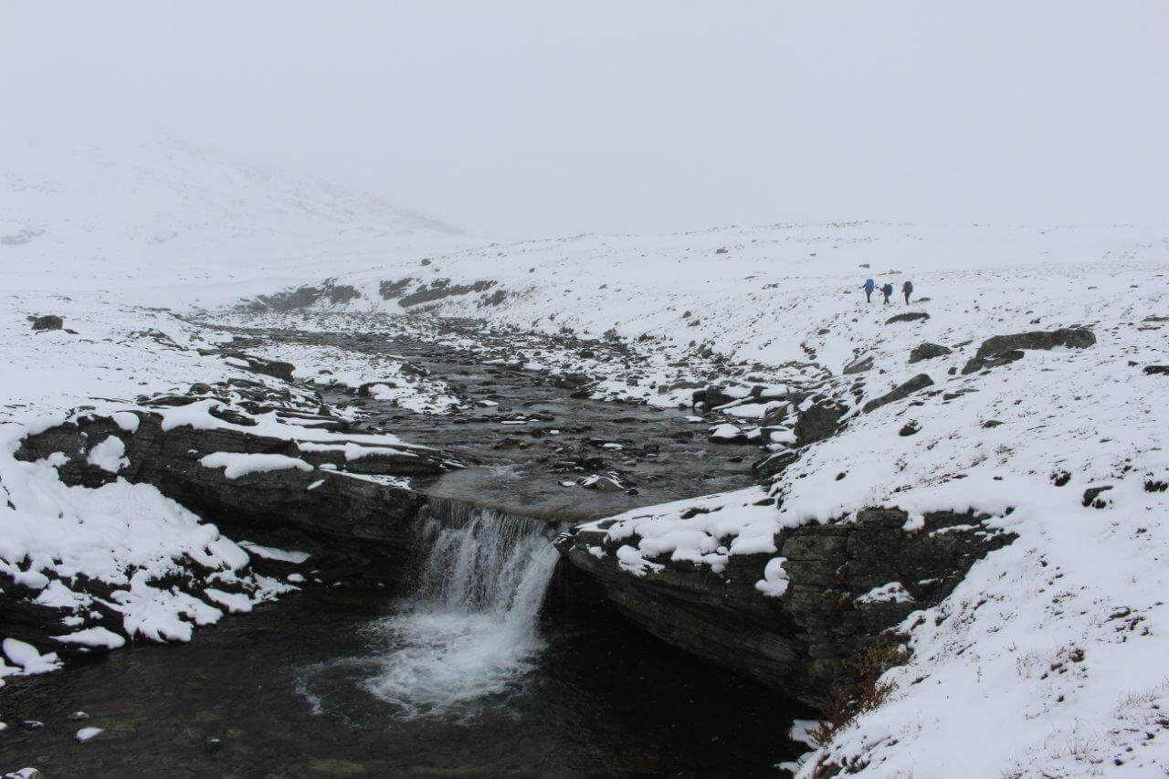 Haltin autiotuvalle saimme avata umpihankea.