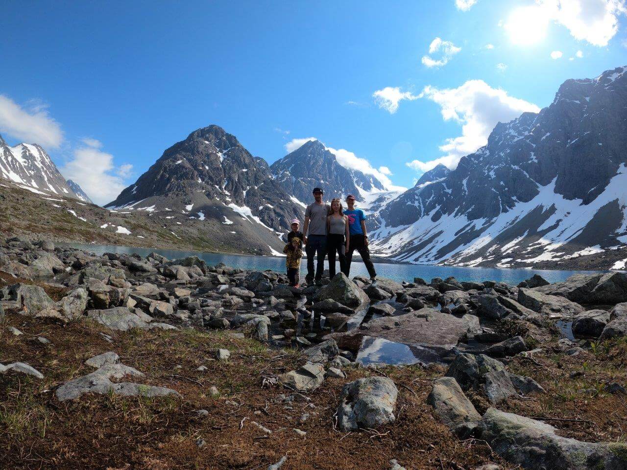 Joka päivä tunturien valloitusta, mutta ilman tavaroiden raahaamista – mahdotontako? Kuva: Susanna Ylinen.