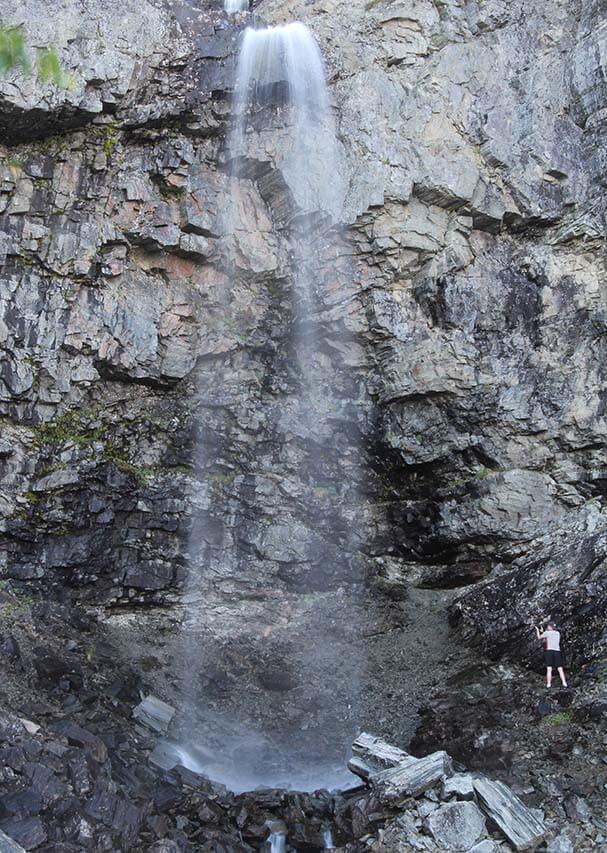 [02] Kitsiputous sijaitsee Mallan luonnonpuistossa. Kuva: Jouni Laaksonen.