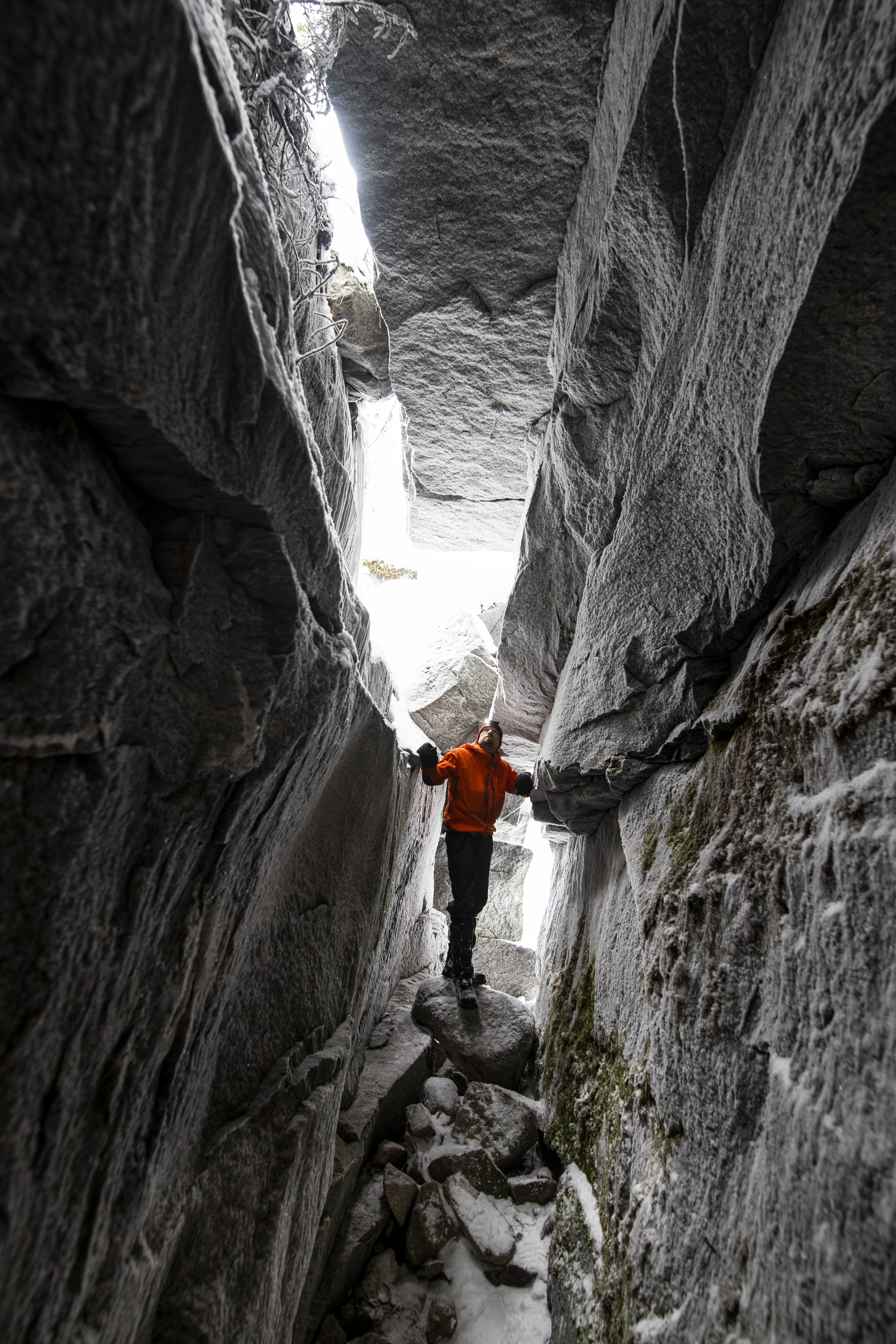 Kivimäen luola Hankasalmella.