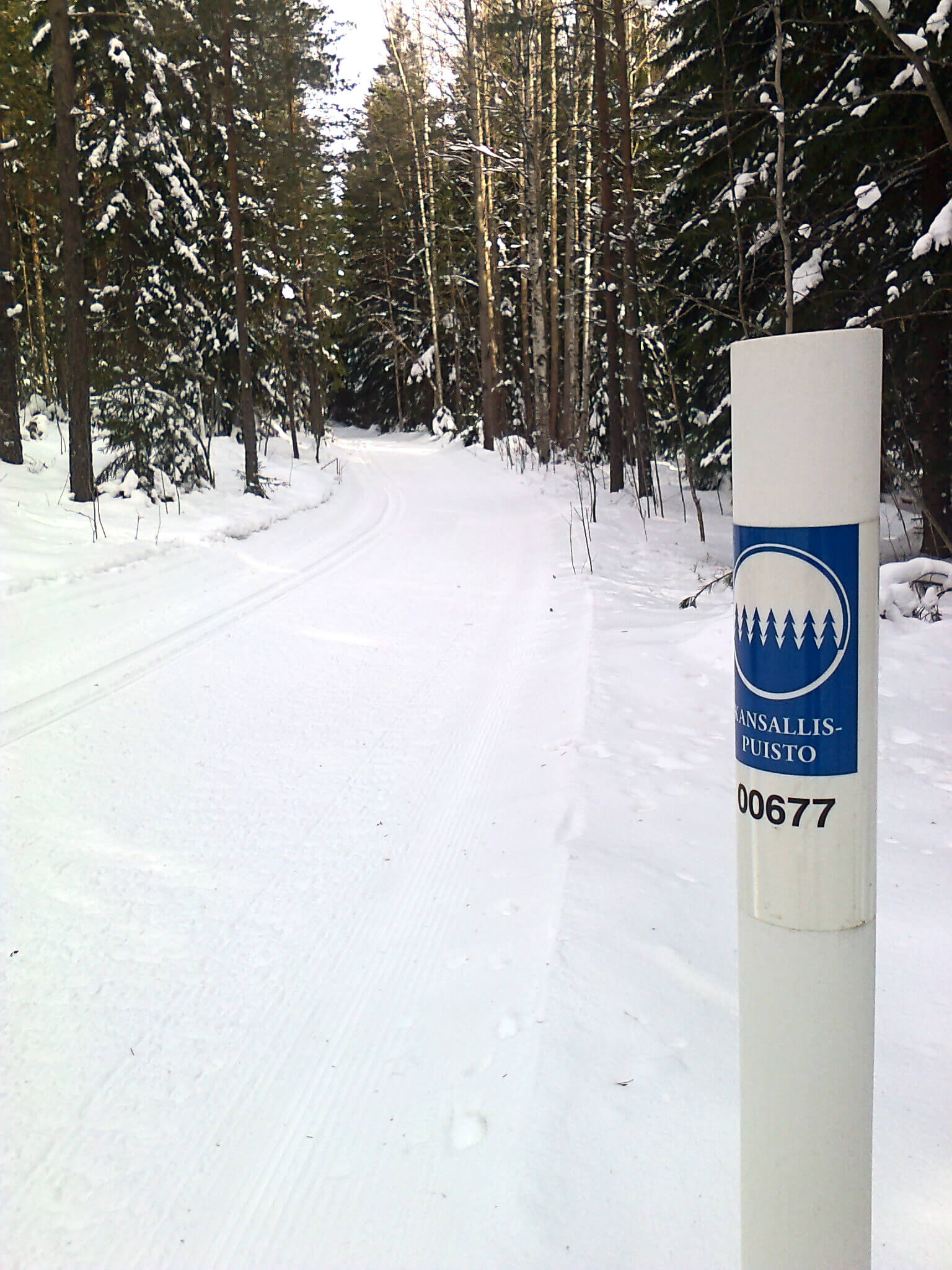 Kansallispuiston rajat on hyvin merkitty.