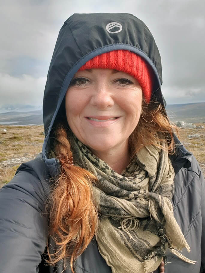 Loisteen viestintä- ja laatupäällikkö Johanna Sula on innokas luonnossa liikkuja ja Suomen Ladun jäsen. Kuva: Johanna Sula.