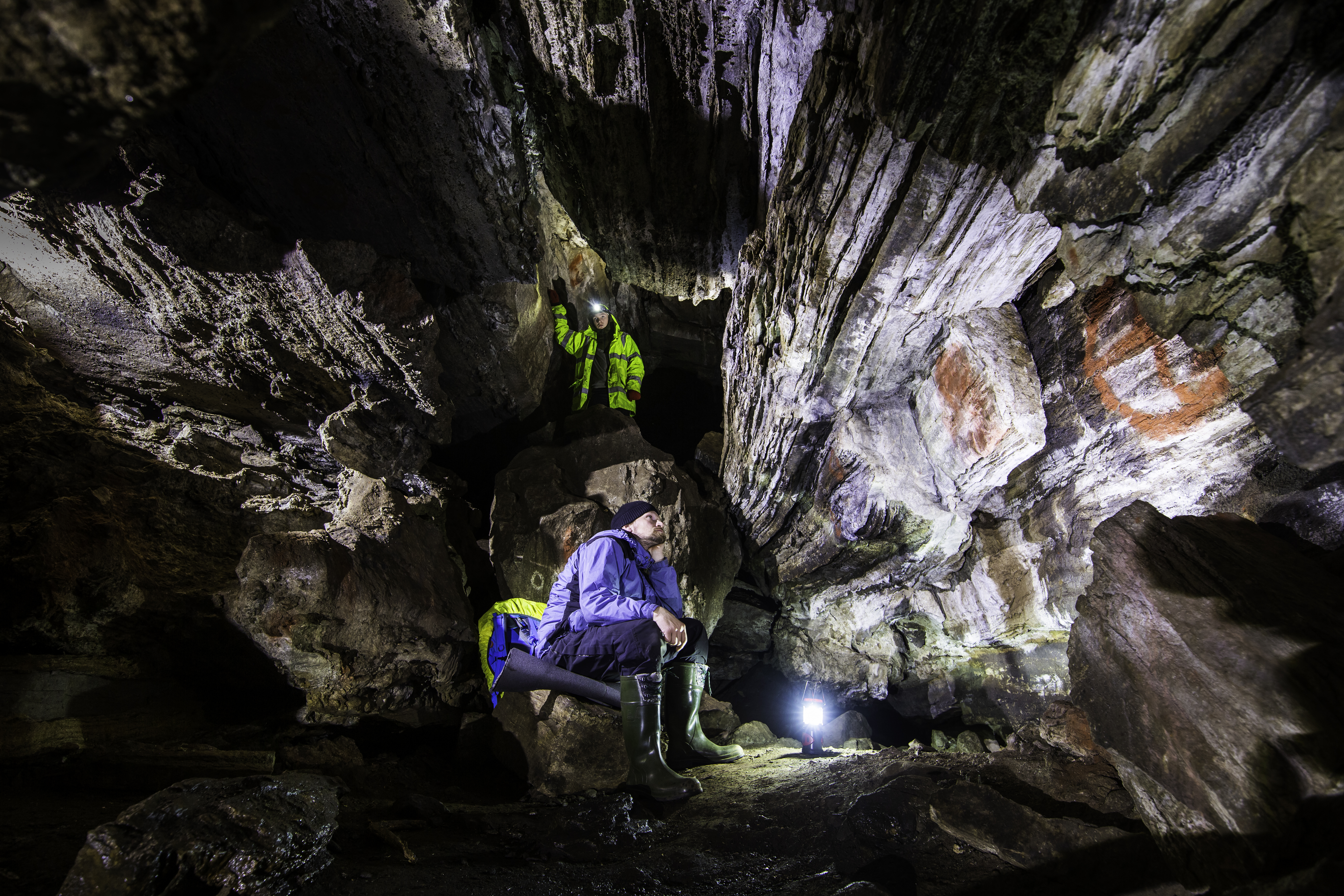 Torholan luola on Suomen suurin kalkkikiviluola.