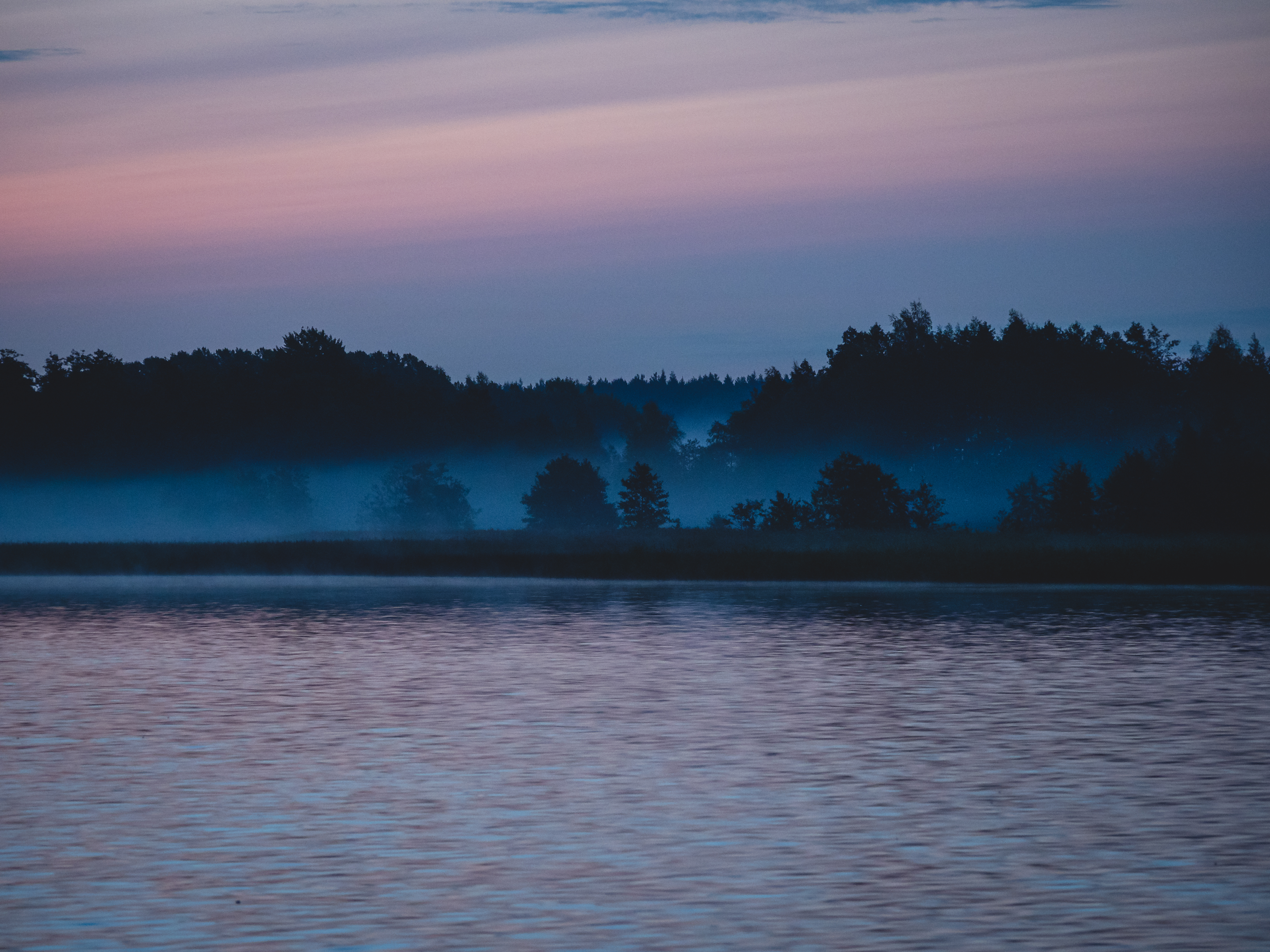Kaunis Bodomjärvi tarjoaa virkistystä erityisesti espoolaisille. Kuva: Sampsa Sulonen.