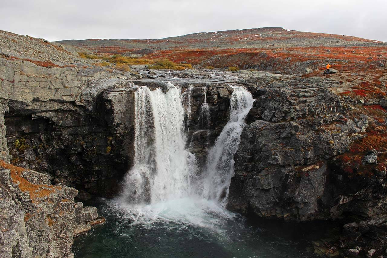 [03] Pitsusköngäs sijaitsee Kalottireitin varrella. Kuva: Jouni Laaksonen.