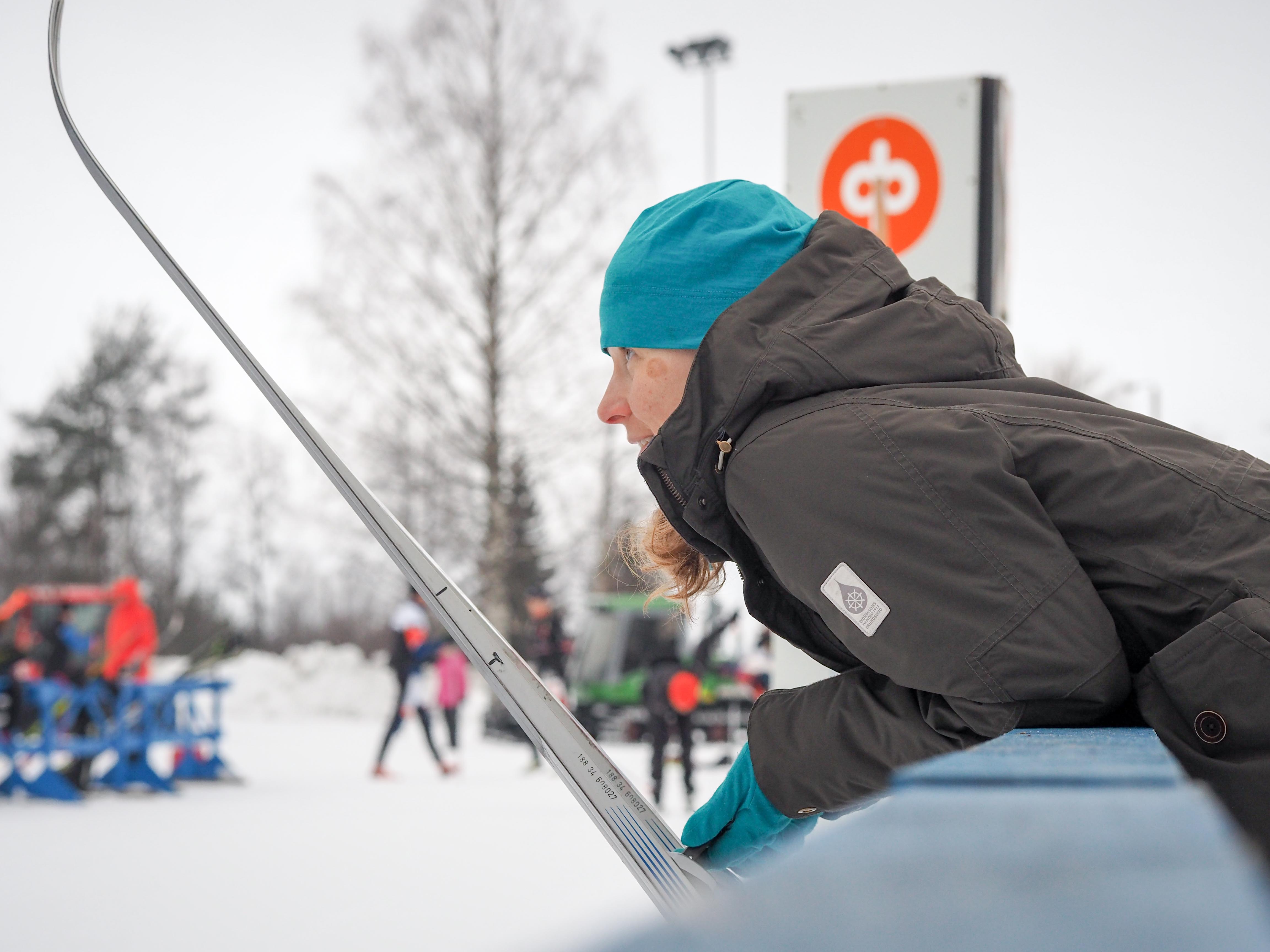 Pogostan hiihto on yksi perinteikkäistä massahiihdoista Suomessa. Kuva: Terhi Ilosaari.