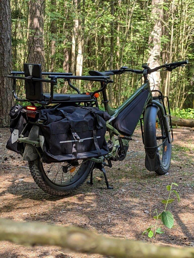 Tern Oroxiin on tarjolla runsaasti erilaisia lisävarusteita, joilla voi tuunata pyörän haluamaansa käyttöön.