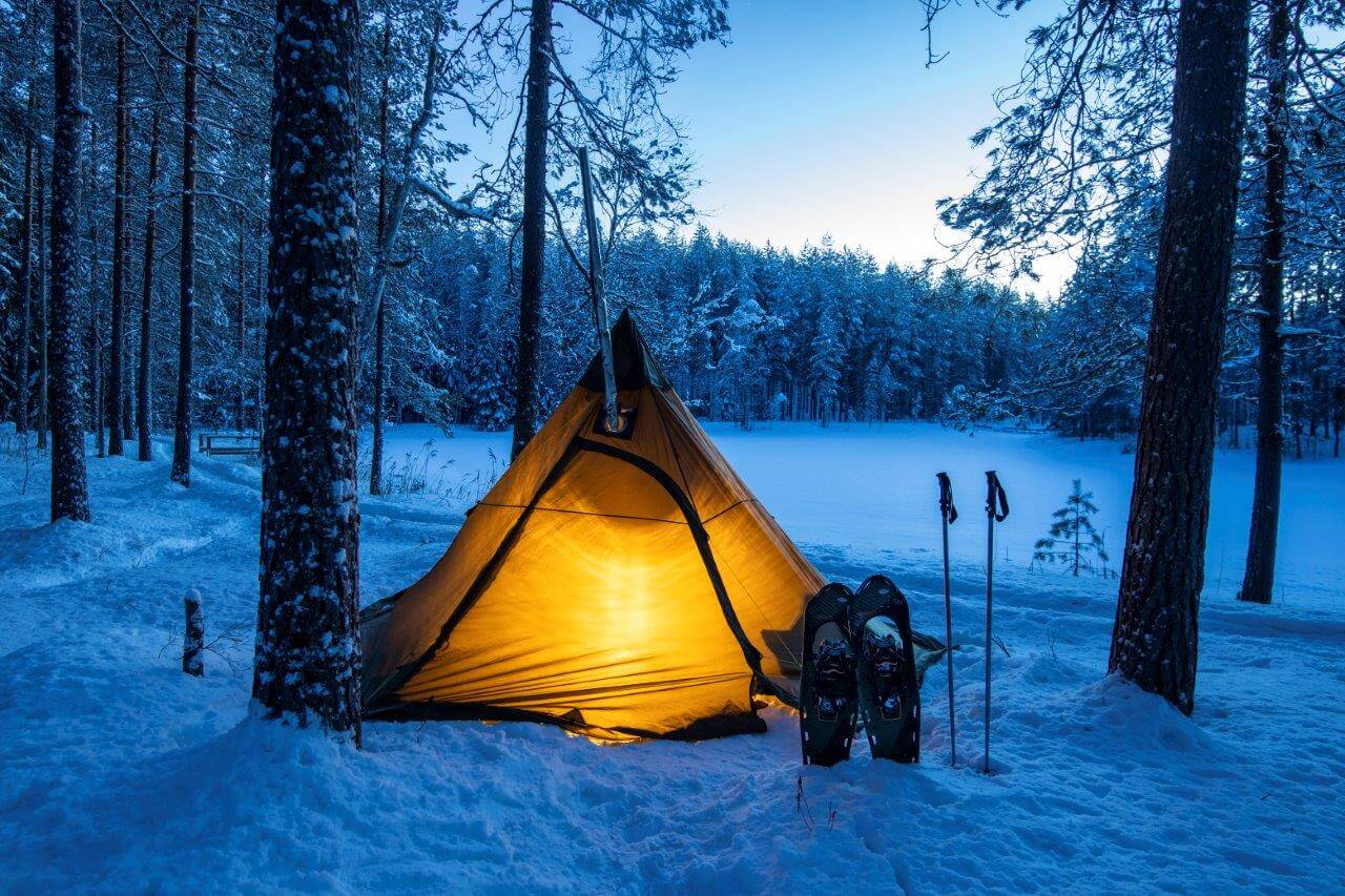 Kotatelttailua Evon retkeilyalueella. Kuvat: Markus Sirkka.