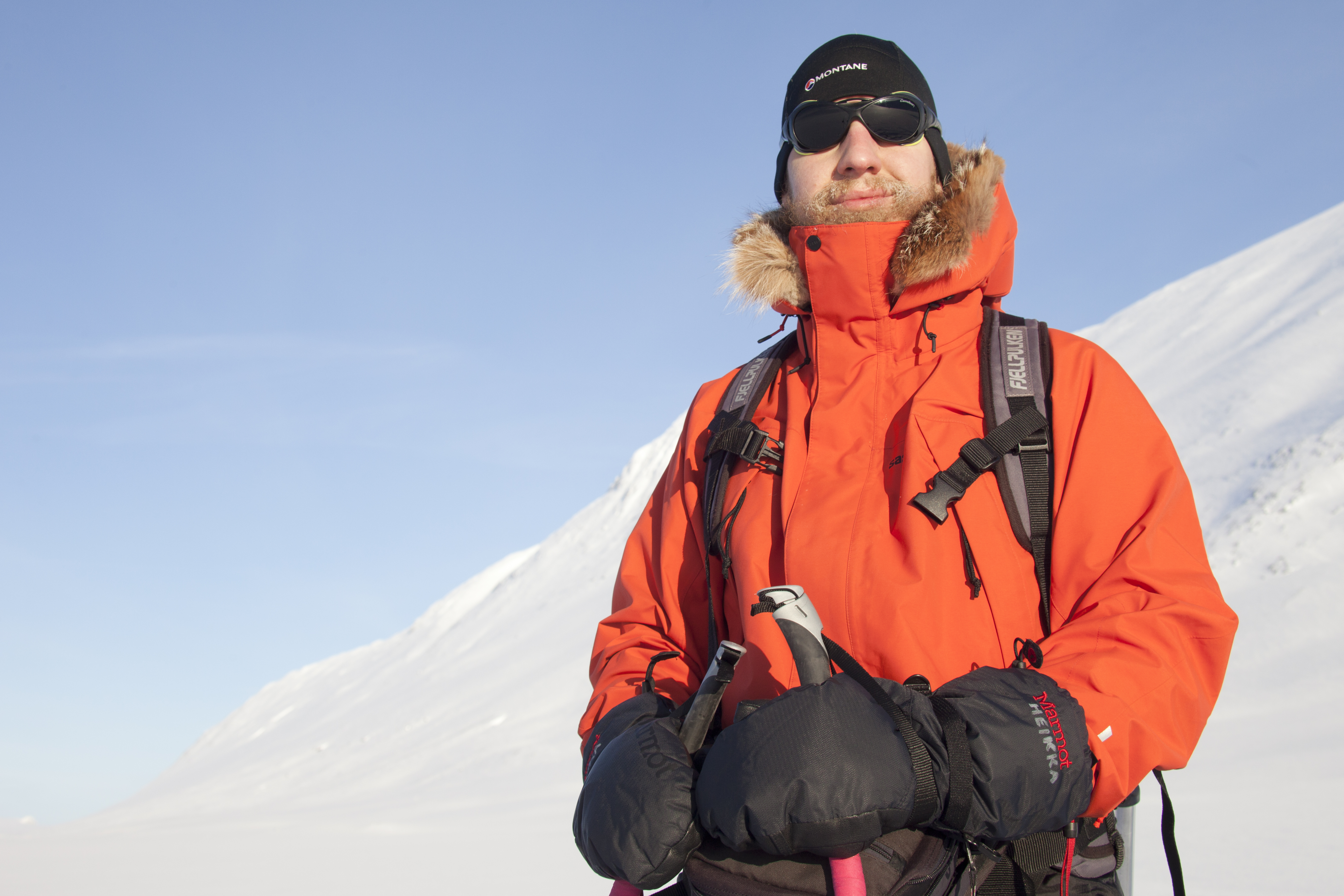 Eräopas ja arktinen retkeilijä Jaakko Heikka on erikoistunut avotuntureille ja kylmille seuduille suuntautuviin hiihtovaelluksiin ja retkikuntiin. Kuvat: Sauli Herva.