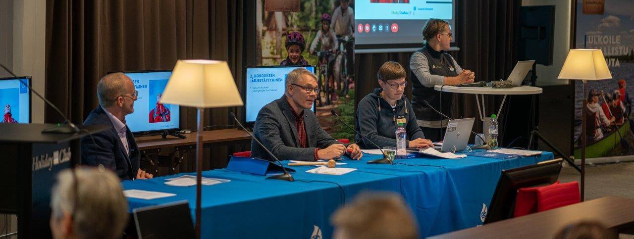 Suomen Ladun syyskokous toteutettiin hybridikokouksena.